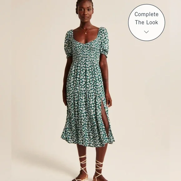 Abercrombie & Fitch Women’s Green Floral Print Short-Sleeve Smocked Midi Dress - Picture 4 of 10